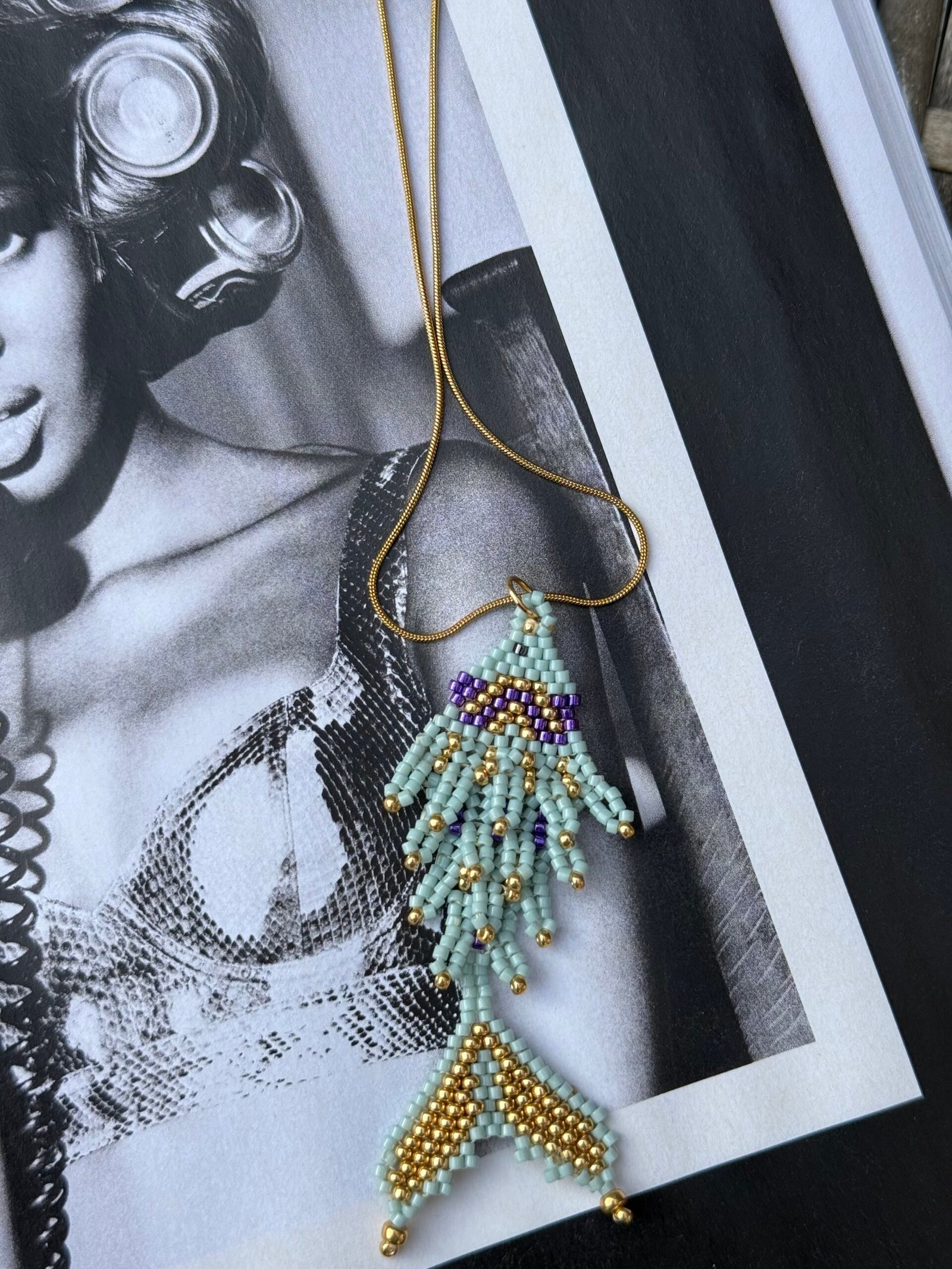 By M lange ketting met vis mintkleur