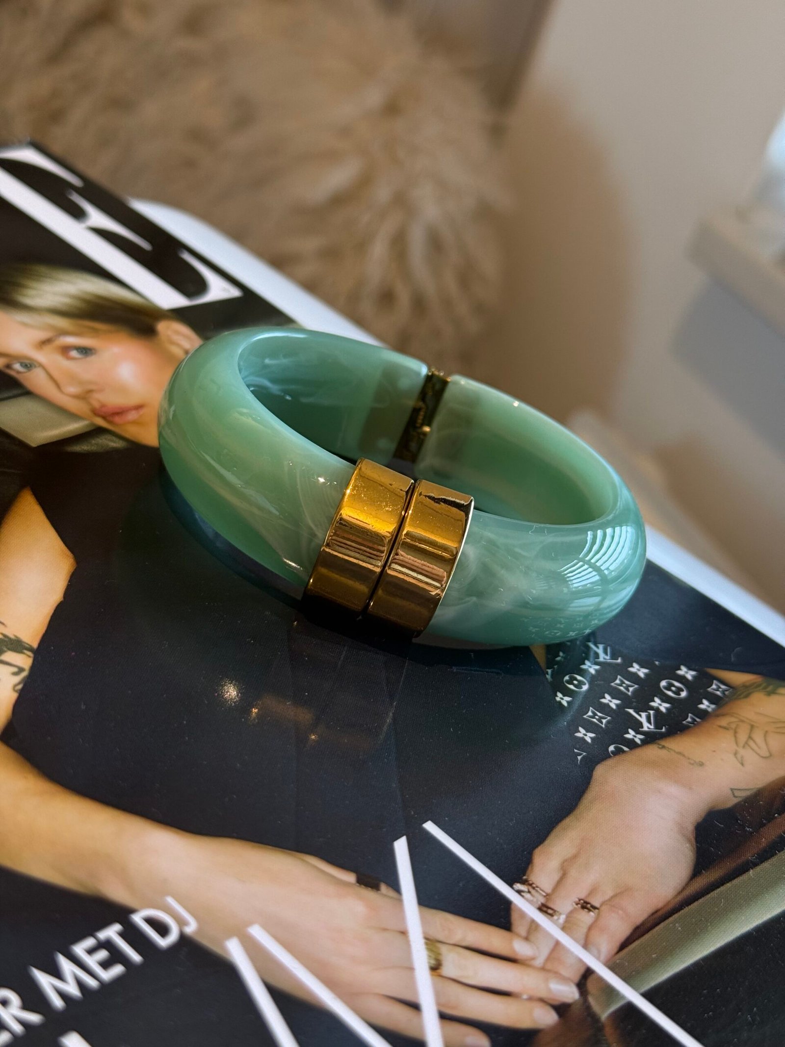 Statement armband turquoise met goud