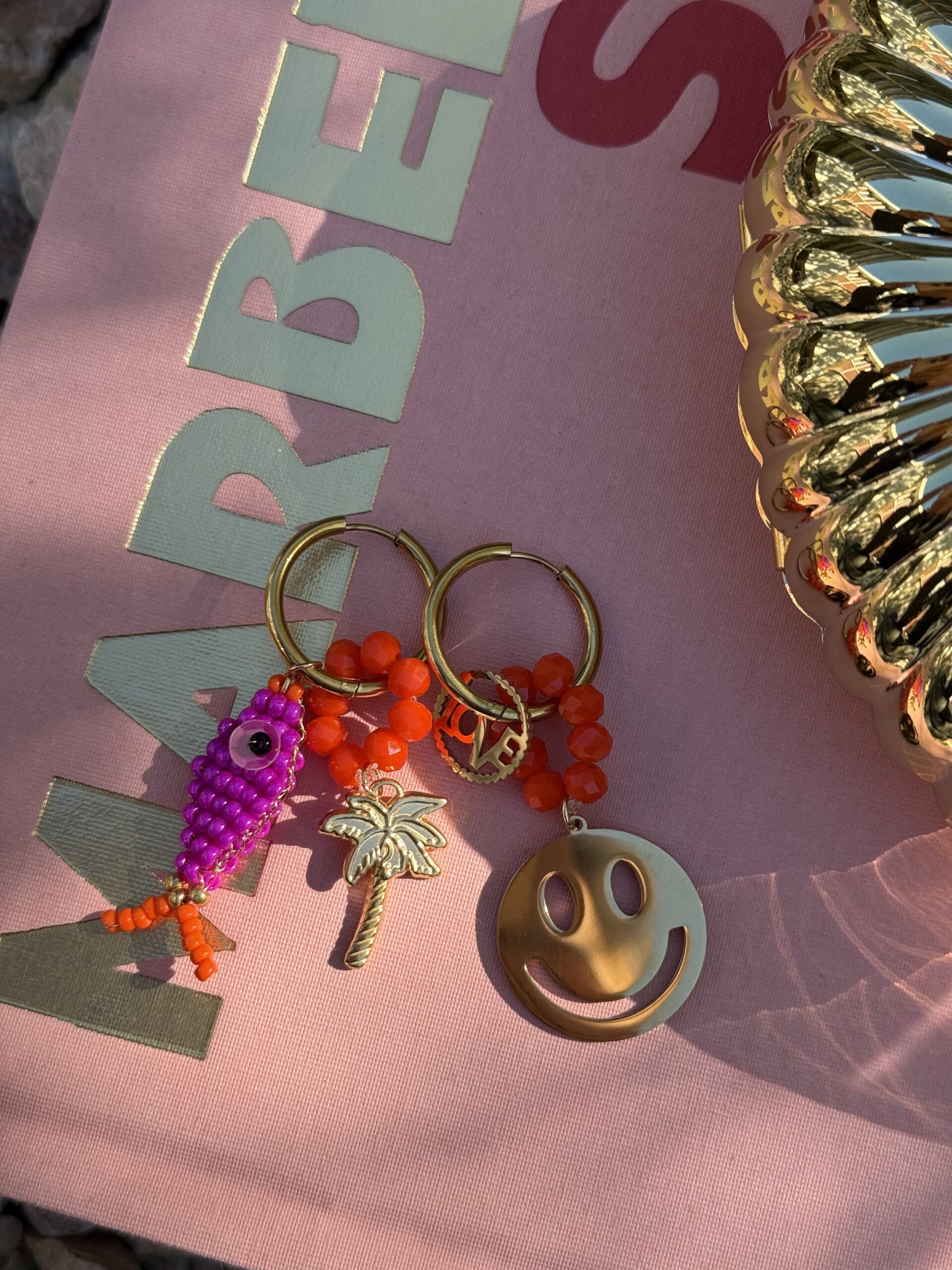 By M oorbellen visje magenta smiley