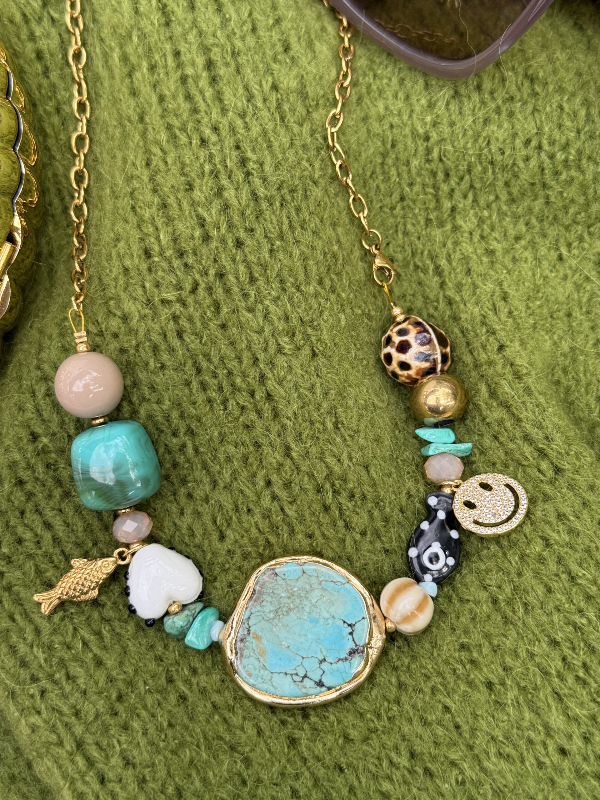 By M ketting limited met edelsteen turquoise