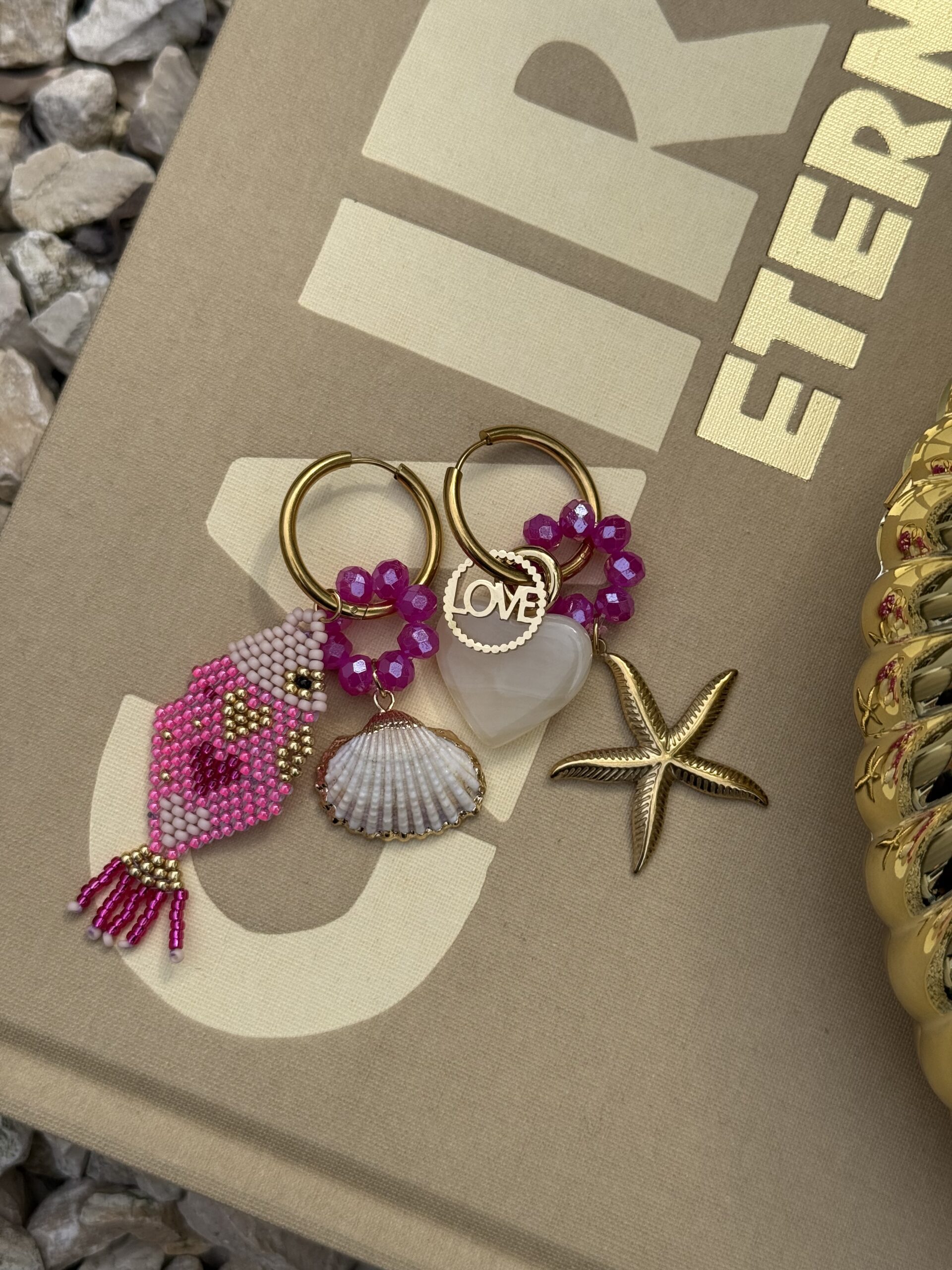 By M oorbellen vis roze bedels zeester